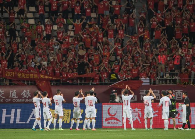 国足移师迪拜中超躺枪 联赛或推迟有人欢喜有人愁